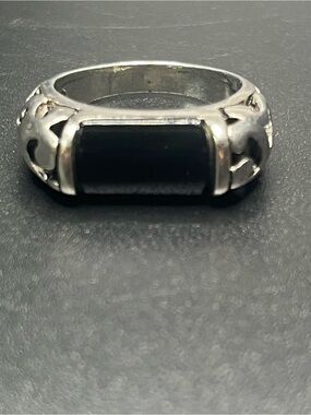 Premier Designs Black onyx Silver-plated Ring Unisex Statement Ring. Size 8